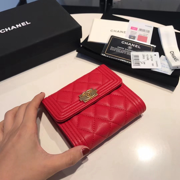 シャネル財布内部構造
