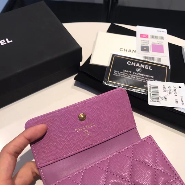 シャネル財布角部分ディテール