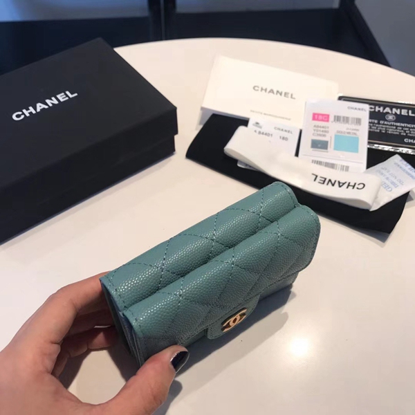 シャネル財布内部構造