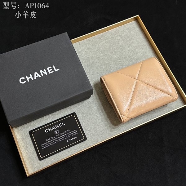 コピーシャネル激安財布全体デザイン