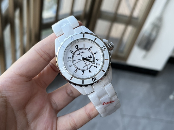 シャネル時計全体デザイン