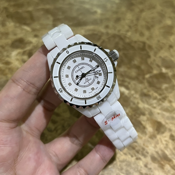 シャネル時計正面デザイン