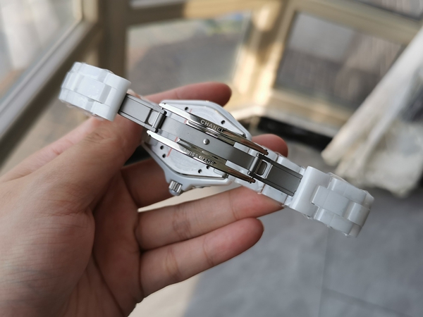 シャネル時計素材ディテール