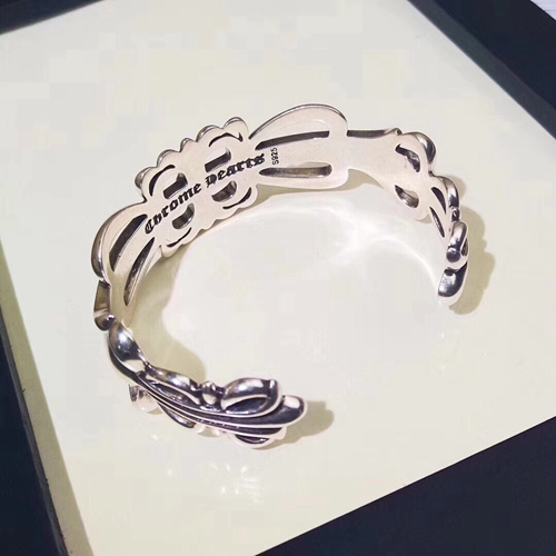 クロムハーツアクセサリー素材ディテール