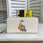 コーチ財布058