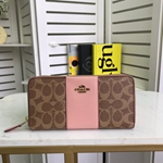 コーチ財布067