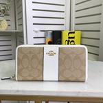 コーチ財布073