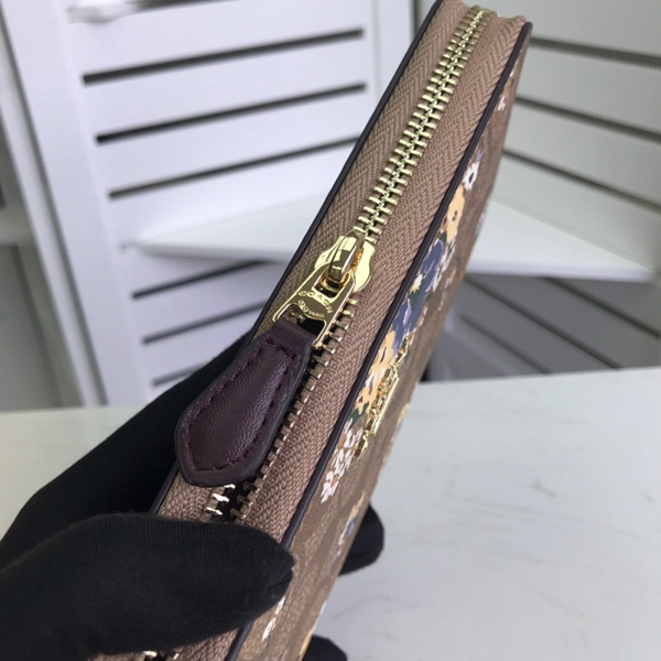 コーチ財布素材ディテール
