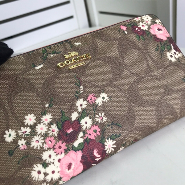 コーチ財布内部構造