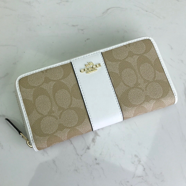 コーチ財布内部構造