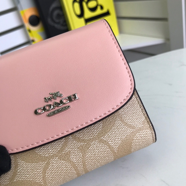 コーチ財布細部ディテール