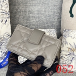 ディオール財布069