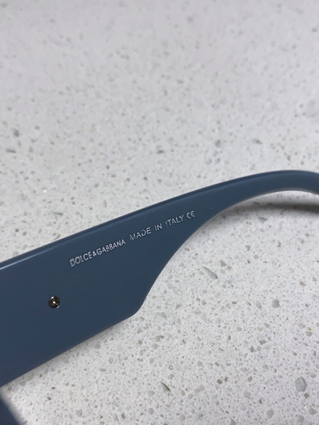 DGサングラス着用イメージ