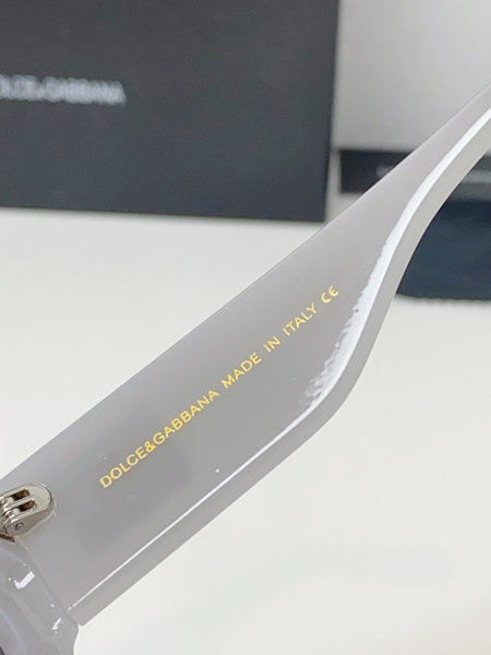 DGサングラス着用イメージ