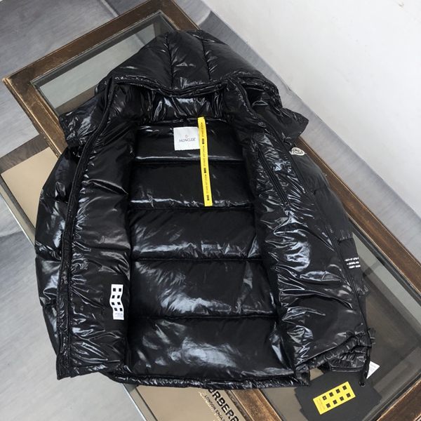 ハイクオリティダウンジャケット角部分ディテール