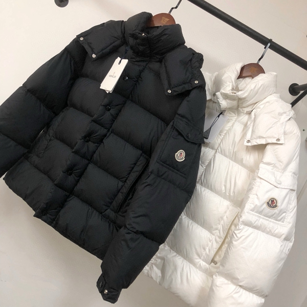 ハイクオリティダウンジャケット背面デザイン