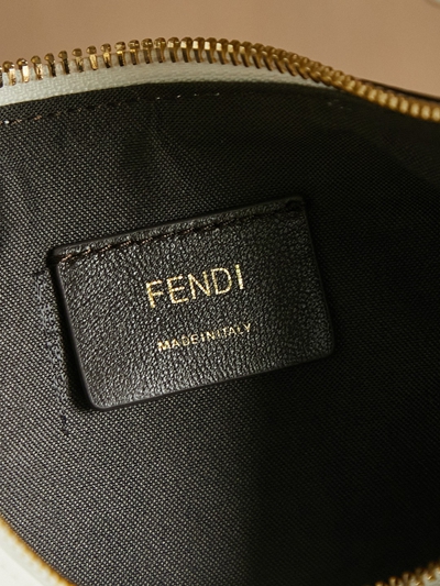 フェンディバッグ全体デザイン