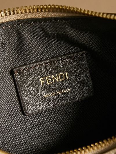 フェンディバッグ全体デザイン