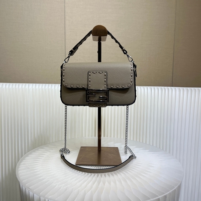 フェンディバッグ全体デザイン