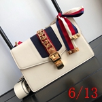 グッチ ショルダーバッグ レプリカ