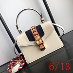 グッチ 小型バッグ コピー
