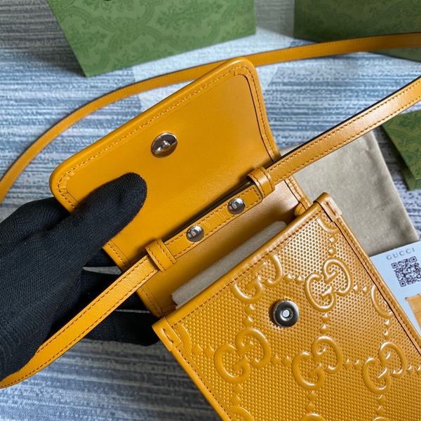 グッチバッグ角部分ディテール