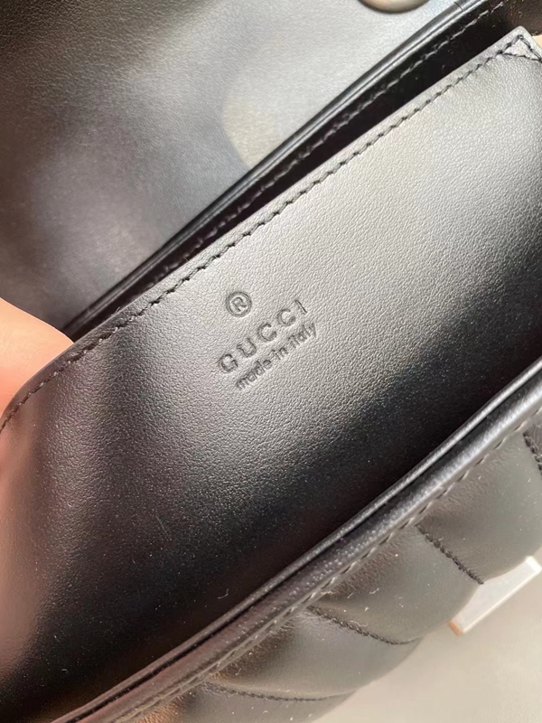 グッチバッグ着用イメージ