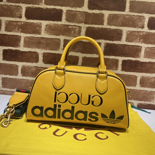 グッチバッグ正面デザイン