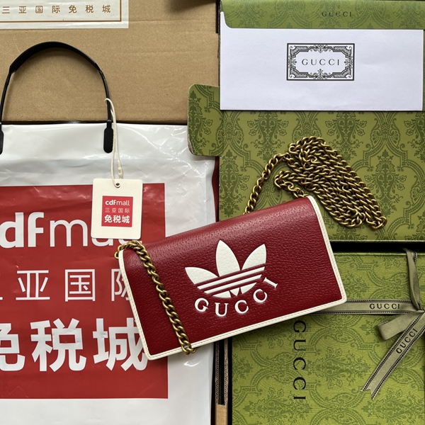グッチバッグ正面デザイン