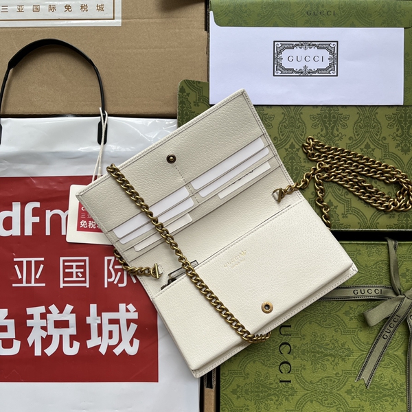 グッチバッグ着用イメージ