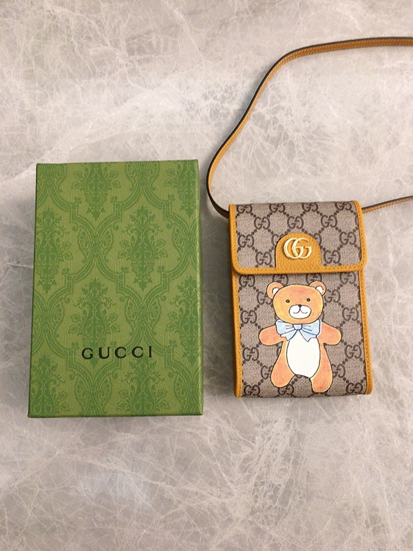 グッチバッグ正面デザイン