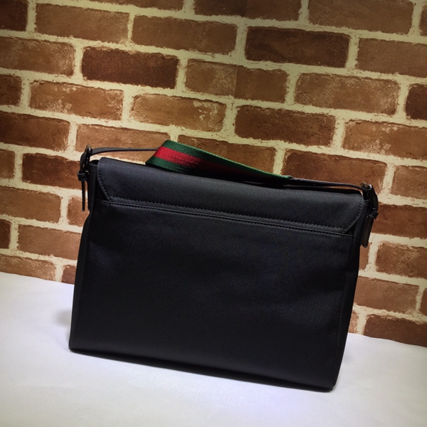 グッチバッグ側面デザイン