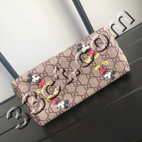 グッチバッグ側面デザイン