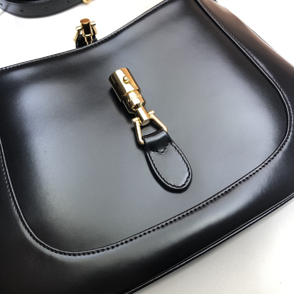 グッチバッグ着用イメージ