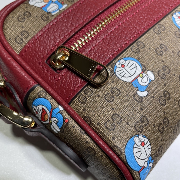 グッチバッグ側面デザイン