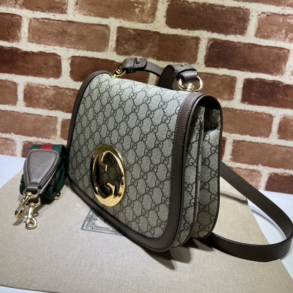 グッチバッグ背面デザイン