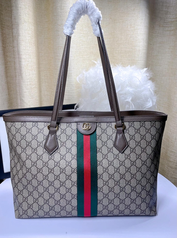 激安グッチバッグコピー正面デザイン