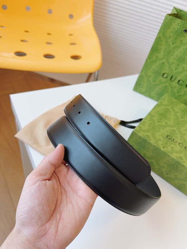 スーパーコピーグッチベルト角部分ディテール