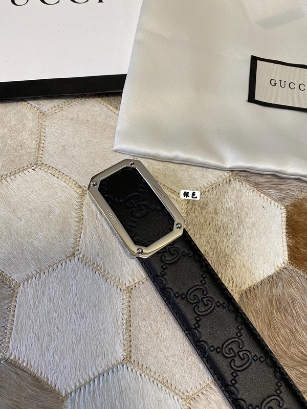 スーパーコピーグッチベルト全体デザイン