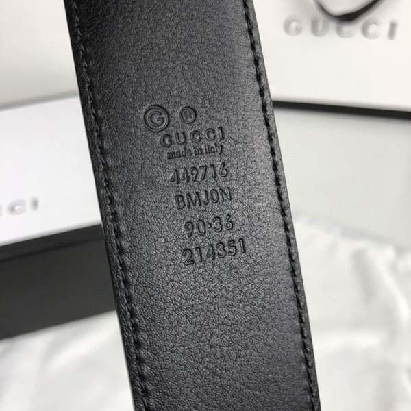 スーパーコピーグッチベルト角部分ディテール