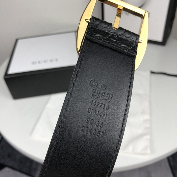 スーパーコピーグッチベルト素材ディテール