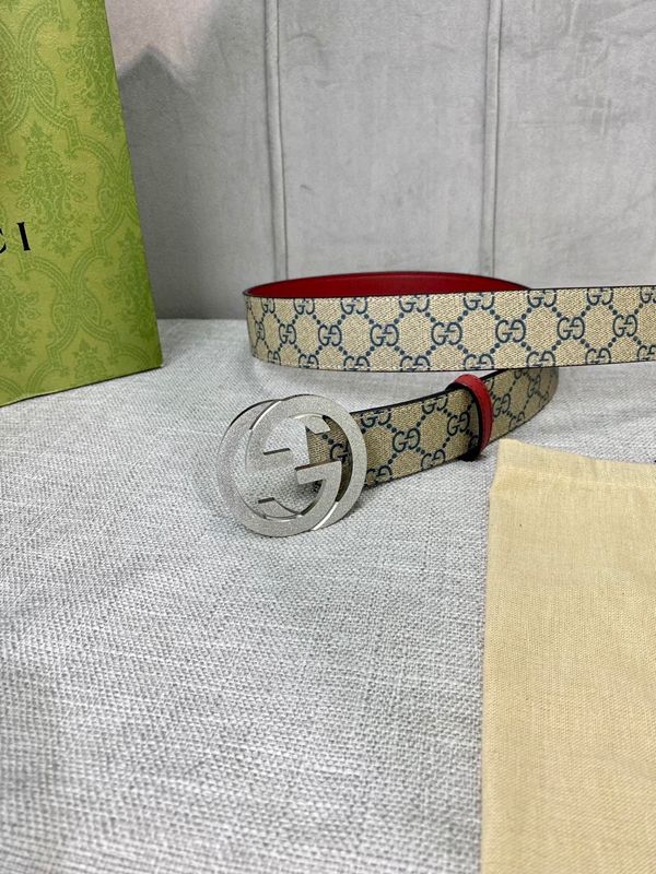 グッチベルト激安着用イメージ