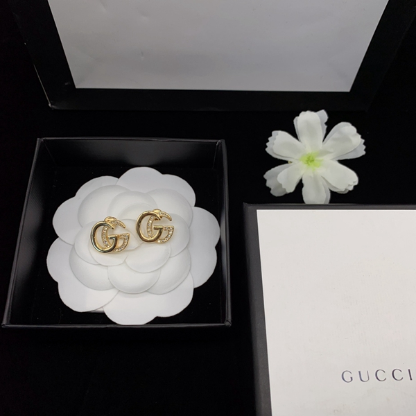 グッチアクセサリー素材ディテール