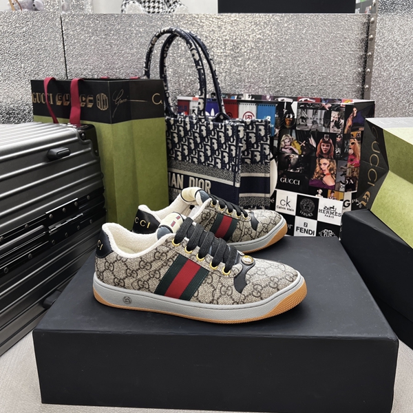 グッチ靴素材ディテール