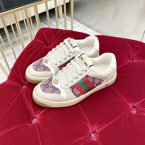 グッチ靴正面デザイン