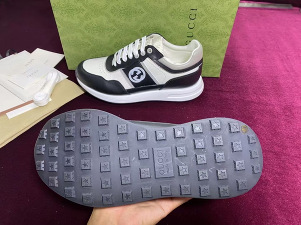 グッチ靴全体デザイン