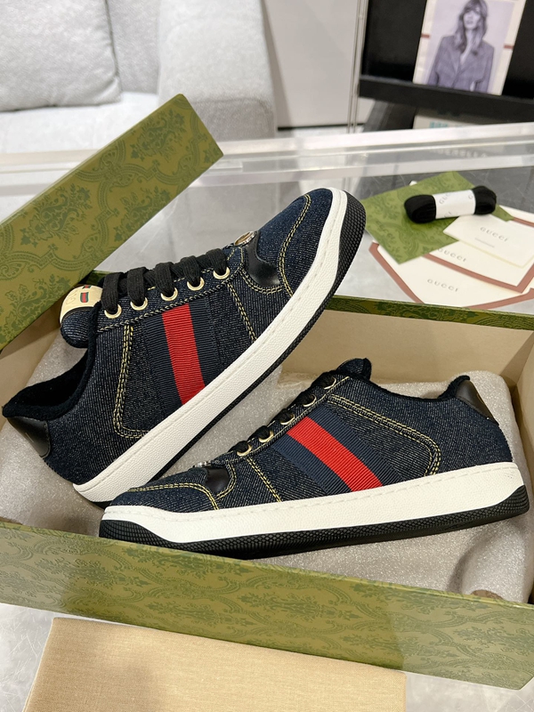 グッチ靴内部構造