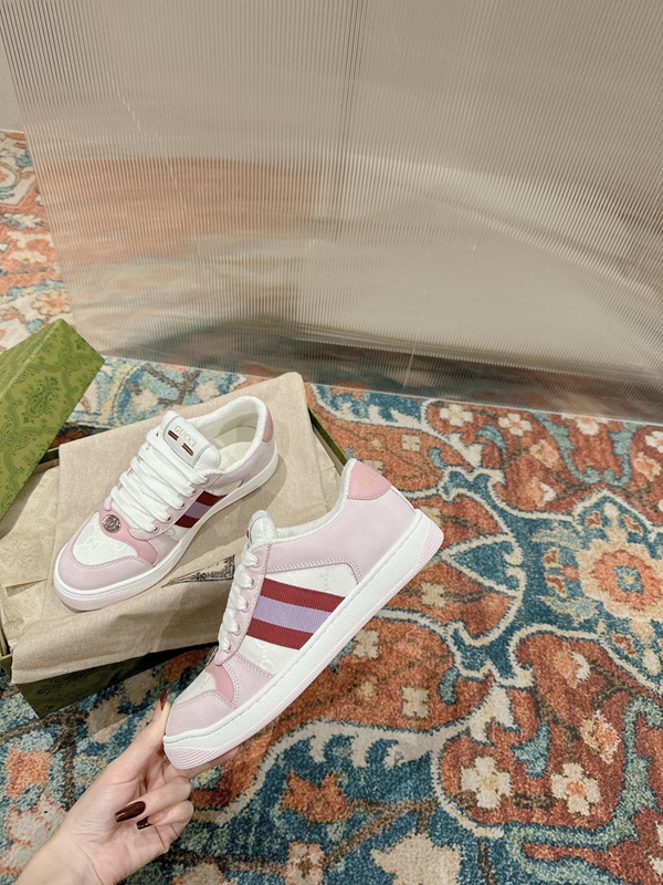 グッチ靴内部構造