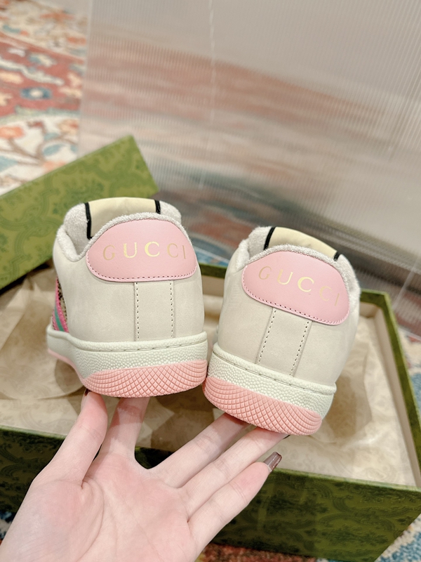 グッチ靴素材ディテール
