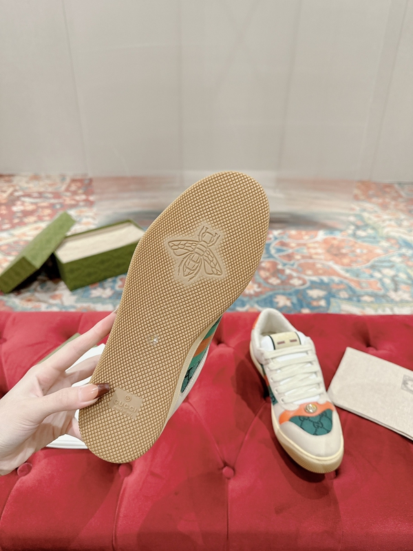 グッチ靴全体デザイン